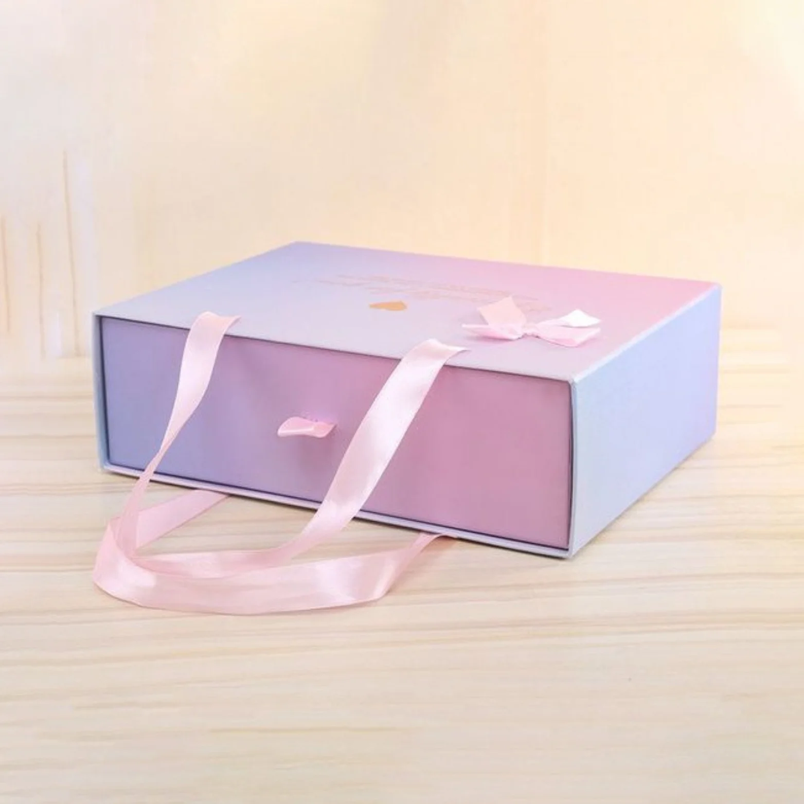 Holographic-Foiling-Boxes-in-Dubai-UAE